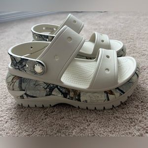 CLASSIC MEGA CRUSH REALTREE SANDAL